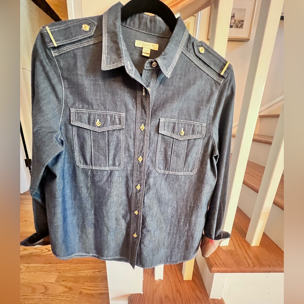 Burberry Brit Denim Button Down Long Sleeve Blouse Size Medium - Picture 3 of 6